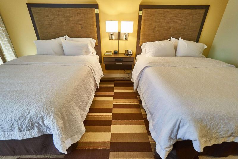 Hampton Inn Uniontown image