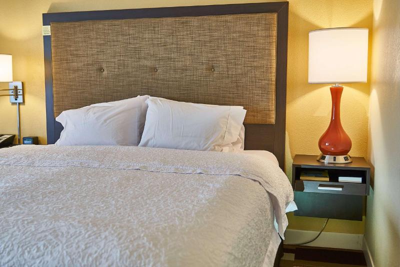 Hampton Inn Uniontown image