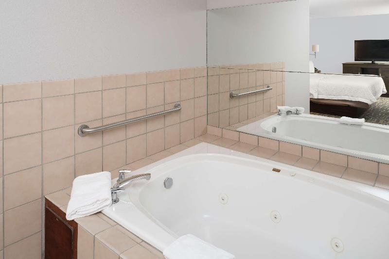 Hampton Inn North Sioux City image
