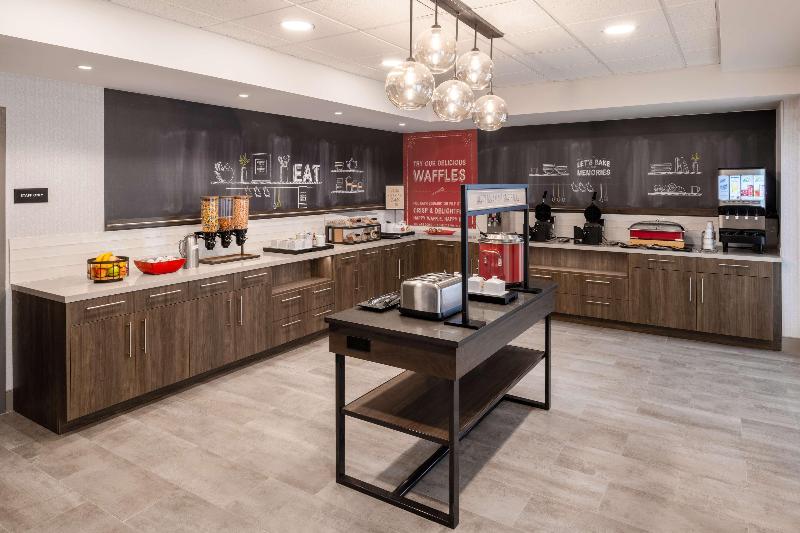 Hampton Inn & Suites Salida image 9