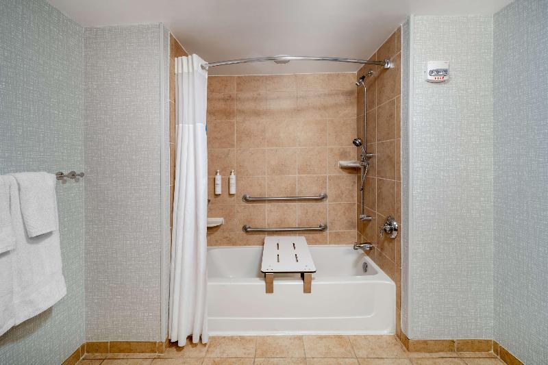 Hampton Inn & Suites Salida image
