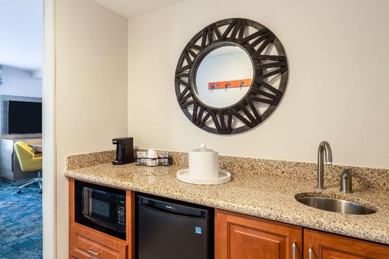 Hampton Inn & Suites Salida image