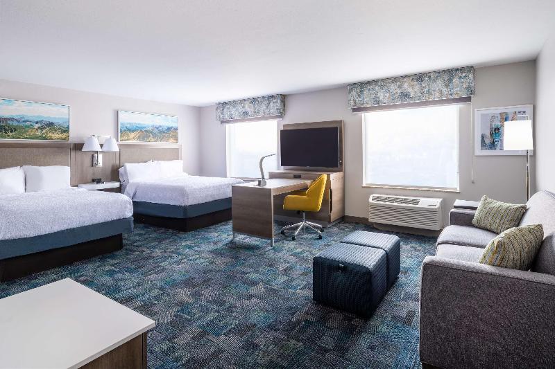 Hampton Inn & Suites Salida image 1