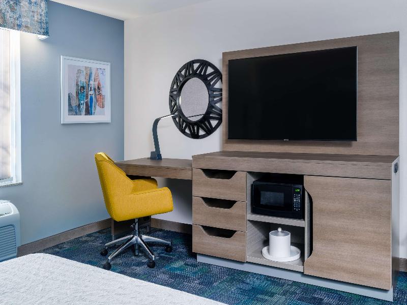 Hampton Inn & Suites Salida image