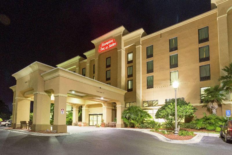 Hampton Inn AND Suites Jacksonville-Airport