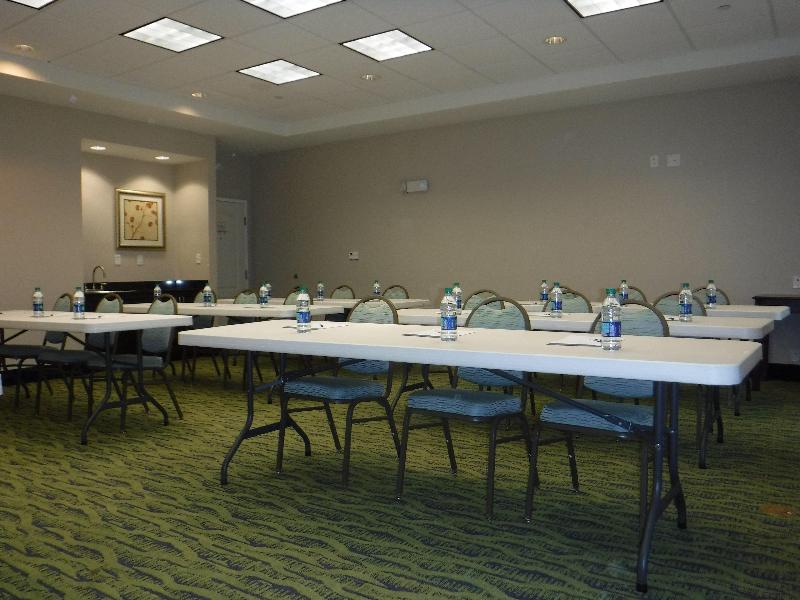 Holiday Inn Express West Jefferson image