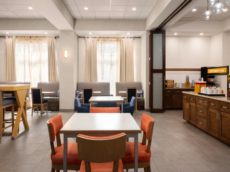 Hampton Inn Williamsburg image