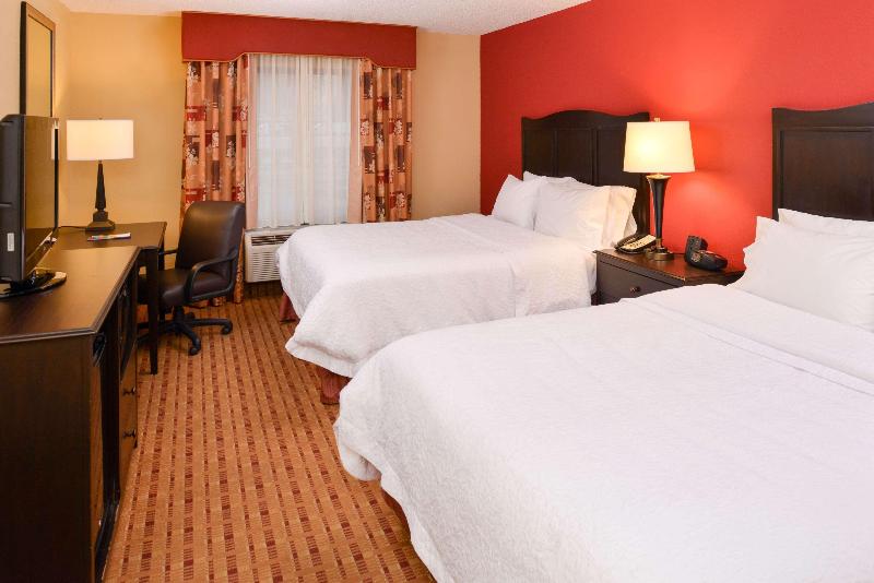 Hampton Inn Williamsburg image