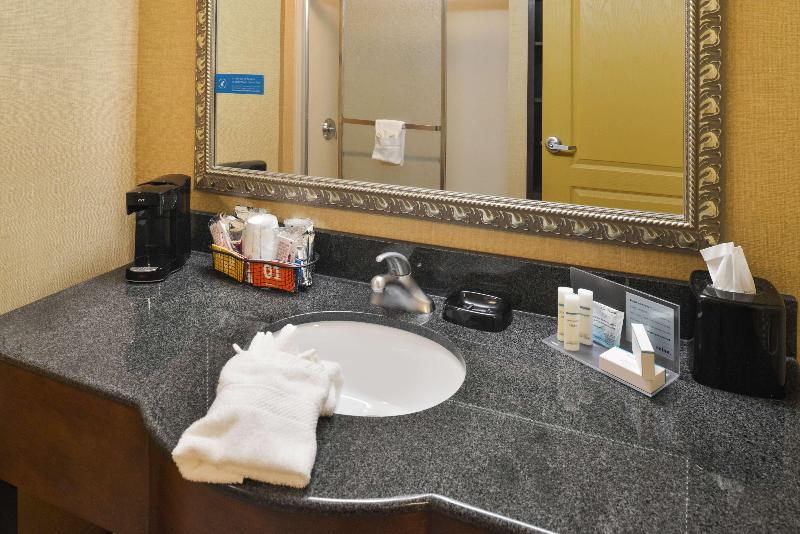 Hampton Inn Williamsburg image