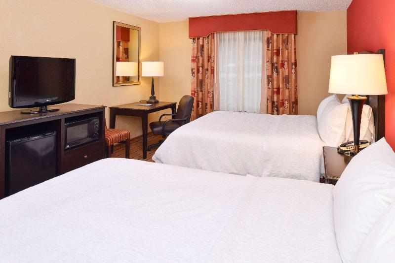 Hampton Inn Williamsburg image