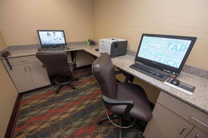 Hampton Inn Yazoo City image