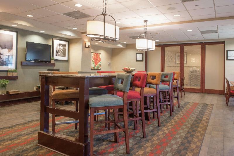 Hampton Inn Yazoo City image