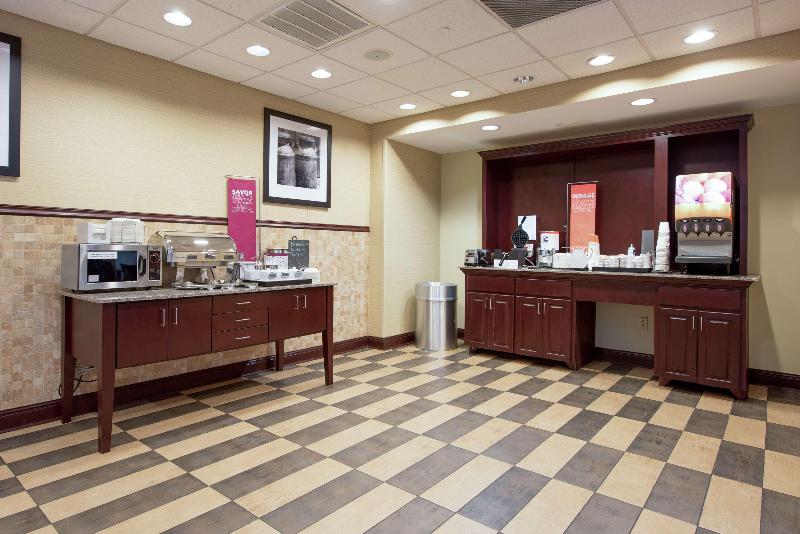 Hampton Inn Yazoo City image