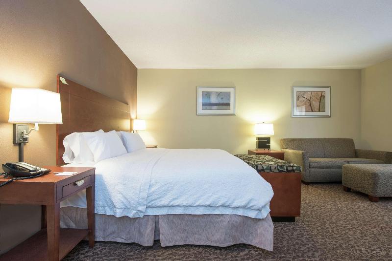 Hampton Inn Yazoo City image