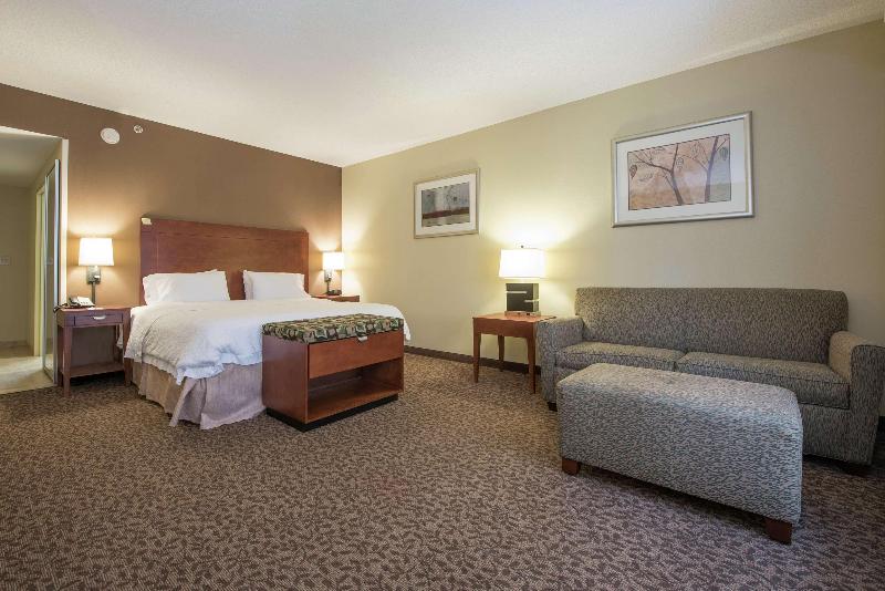 Hampton Inn Yazoo City image
