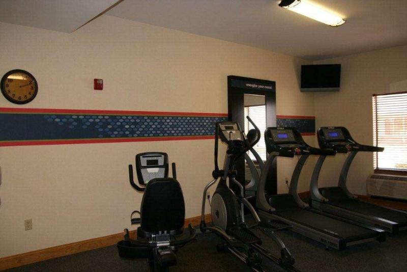 Hampton Inn Garden City image