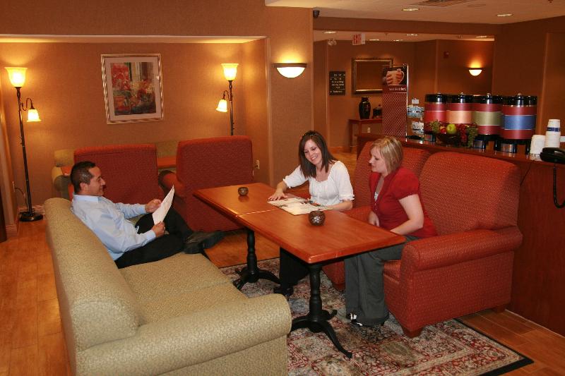 Hampton Inn Garden City image