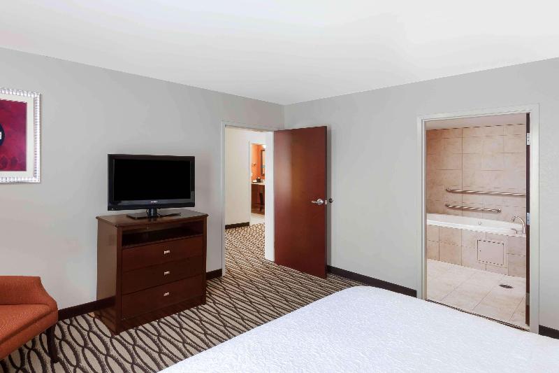 Hampton Inn & Suites Morgan City image