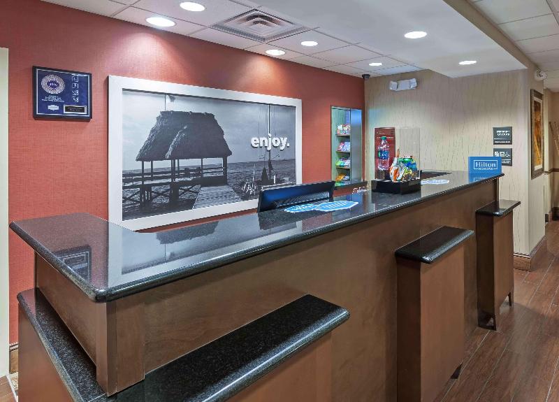 Hampton Inn & Suites Morgan City image