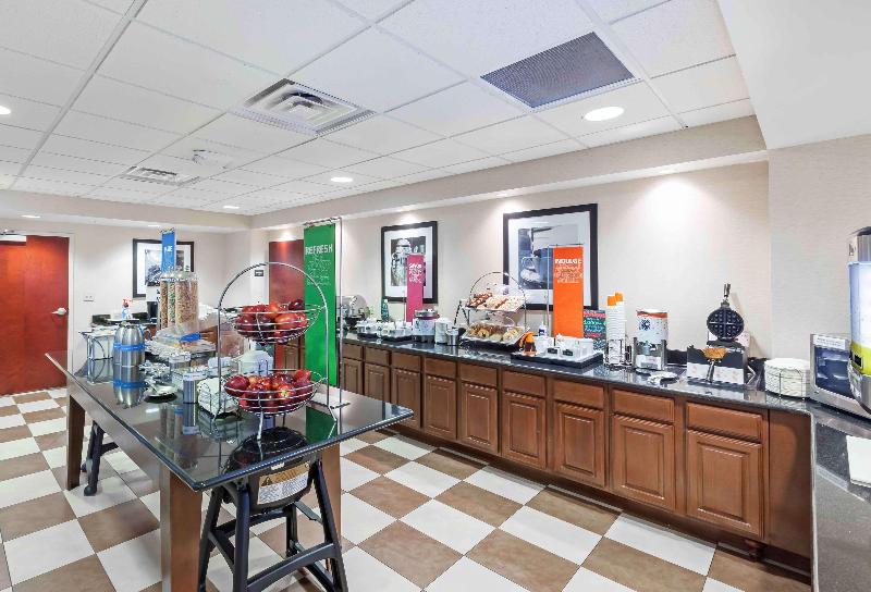 Hampton Inn & Suites Morgan City image