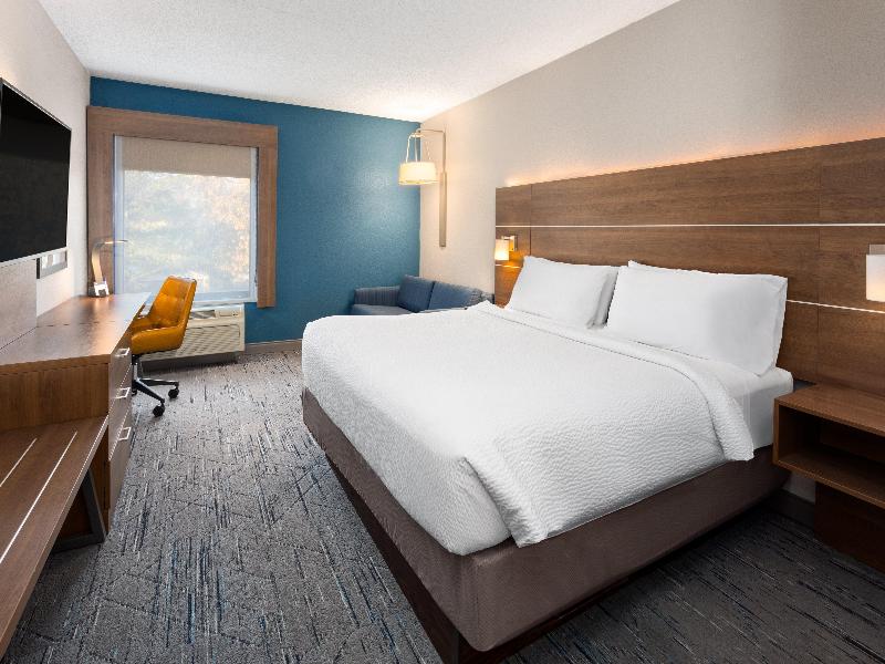 Holiday Inn Express New Albany image