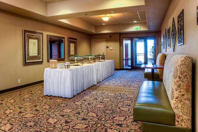 Hampton Inn & Suites Mountain Home image