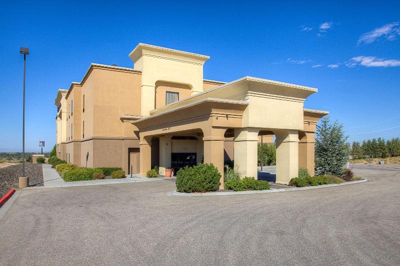 Hampton Inn & Suites Mountain Home image