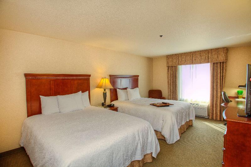 Hampton Inn & Suites Mountain Home image