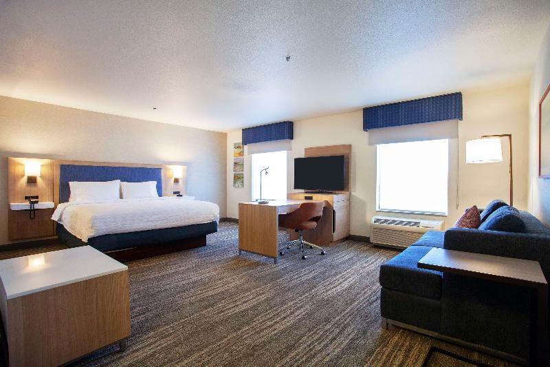 Hampton Inn & Suites Mountain Home image