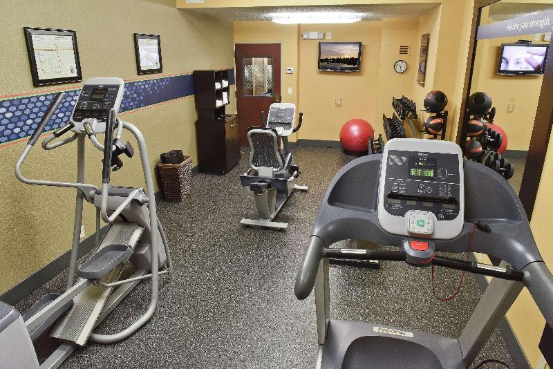 Hampton Inn Ruston image 1