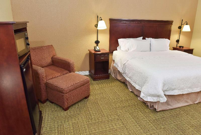 Hampton Inn Ruston image