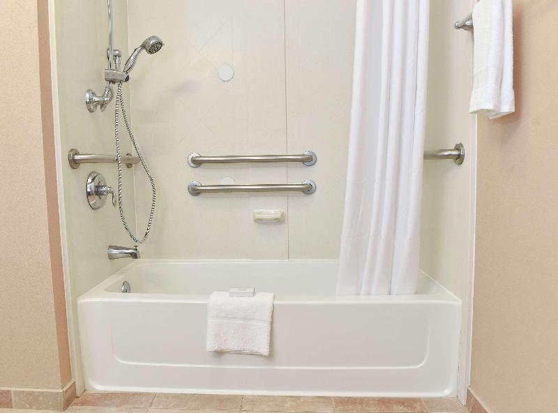 Hampton Inn Ruston image