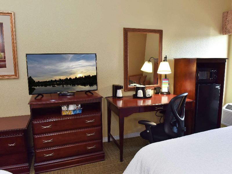Hampton Inn Ruston image