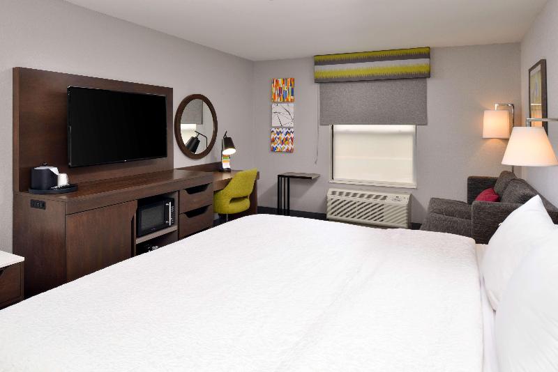 Hampton Inn LaPorte photo 20