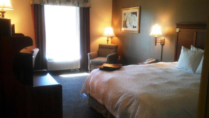 Hampton Inn Greenwood, MS image