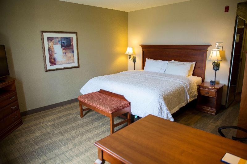 Hampton Inn & Suites Grenada image