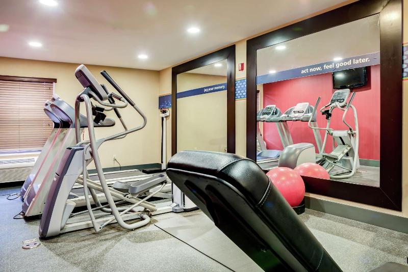 Hampton Inn St. Joseph image