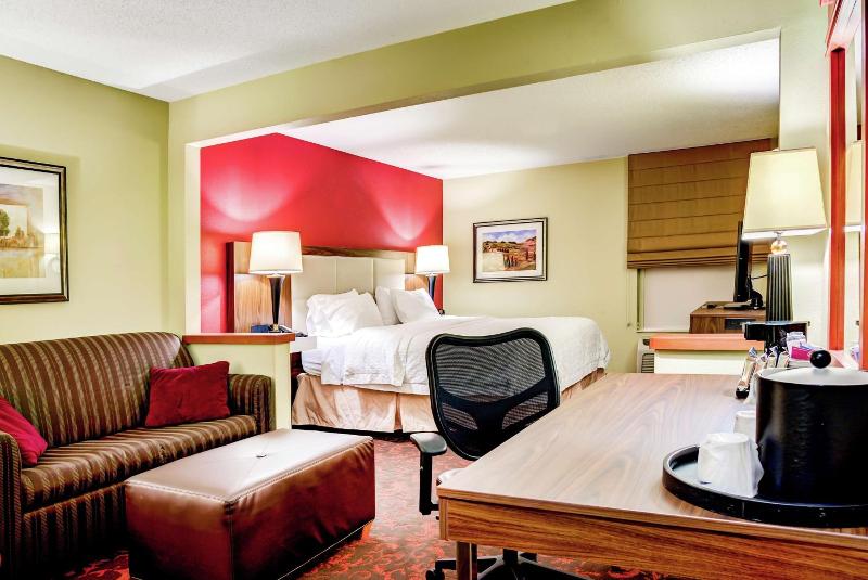 Hampton Inn St. Joseph image