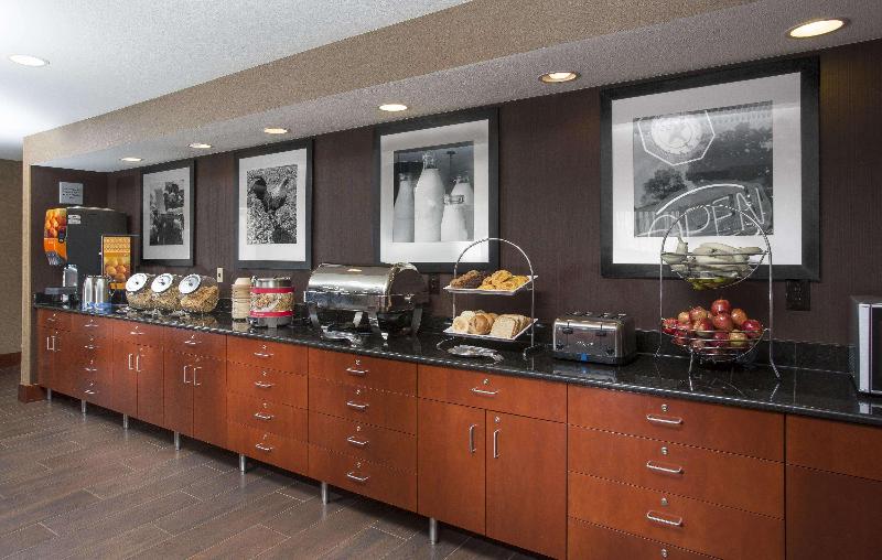 Hampton Inn St. Joseph image