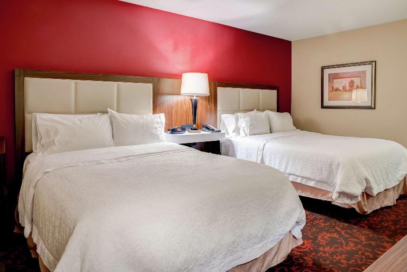 Hampton Inn St. Joseph image