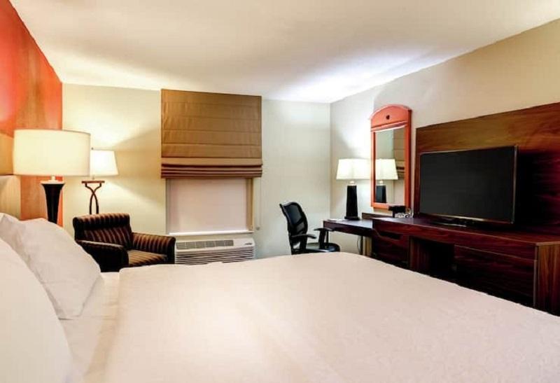 Hampton Inn St. Joseph image