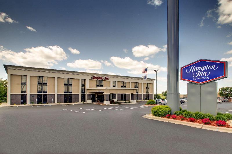 Hampton Inn Rolla image