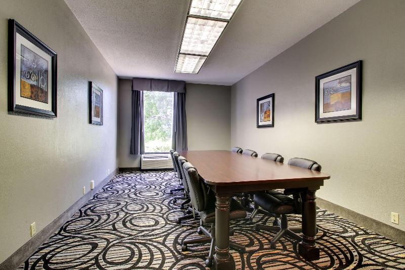 Hampton Inn Rolla image
