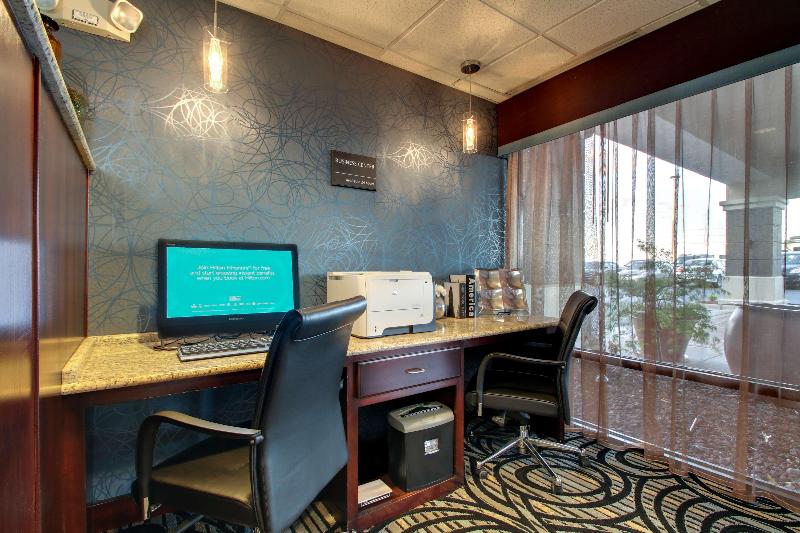 Hampton Inn Rolla image