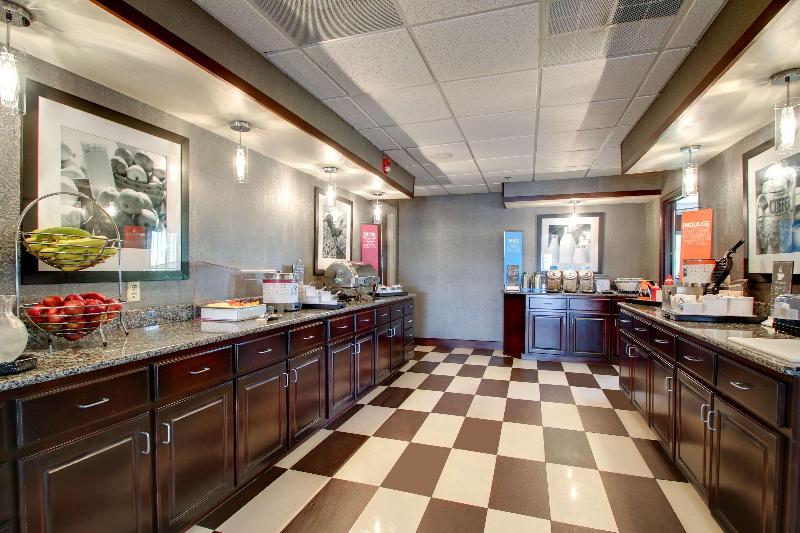 Hampton Inn Rolla image