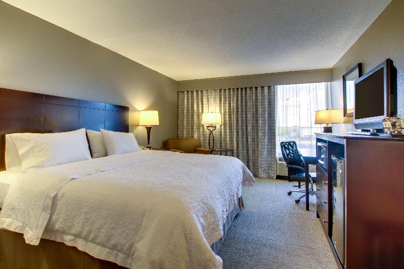 Hampton Inn Rolla image