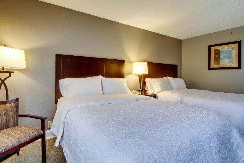 Hampton Inn Rolla image