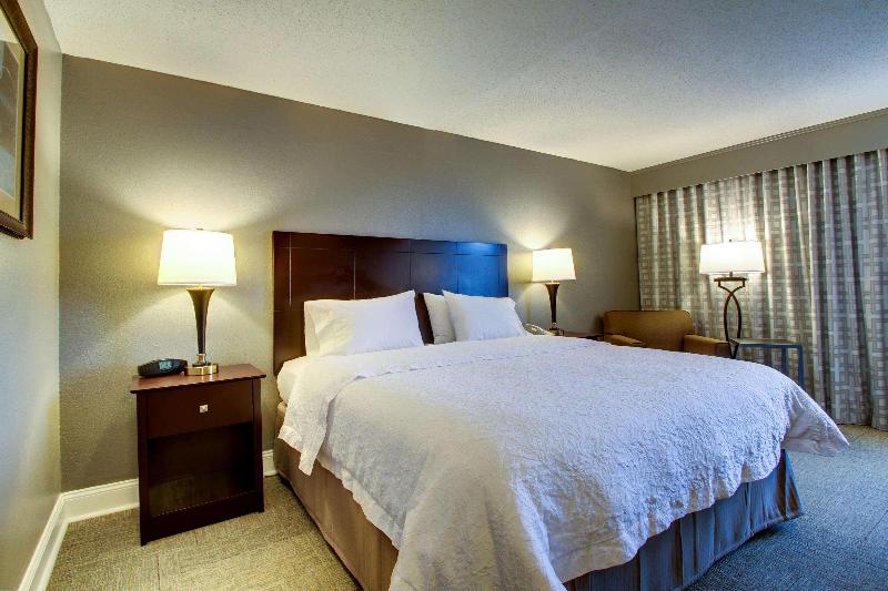 Hampton Inn Rolla image
