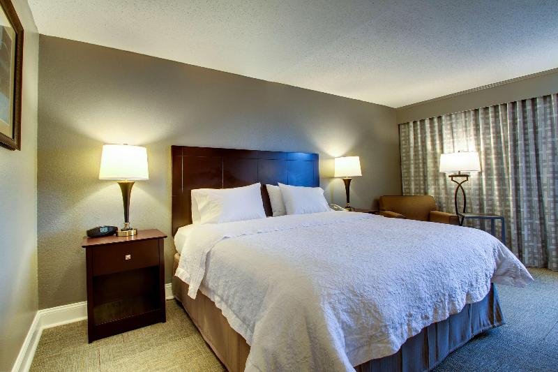 Hampton Inn Rolla image