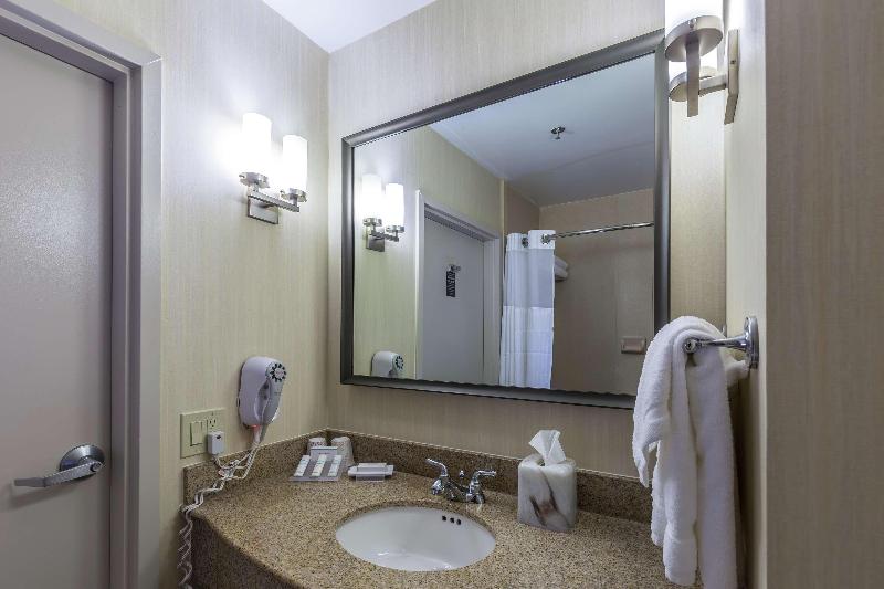 Hilton Garden Inn Fairfield image
